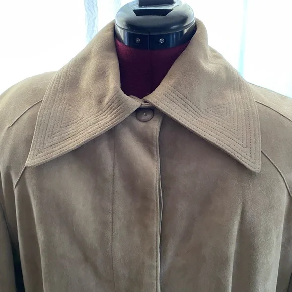 Faconnable suede toupe color over coat